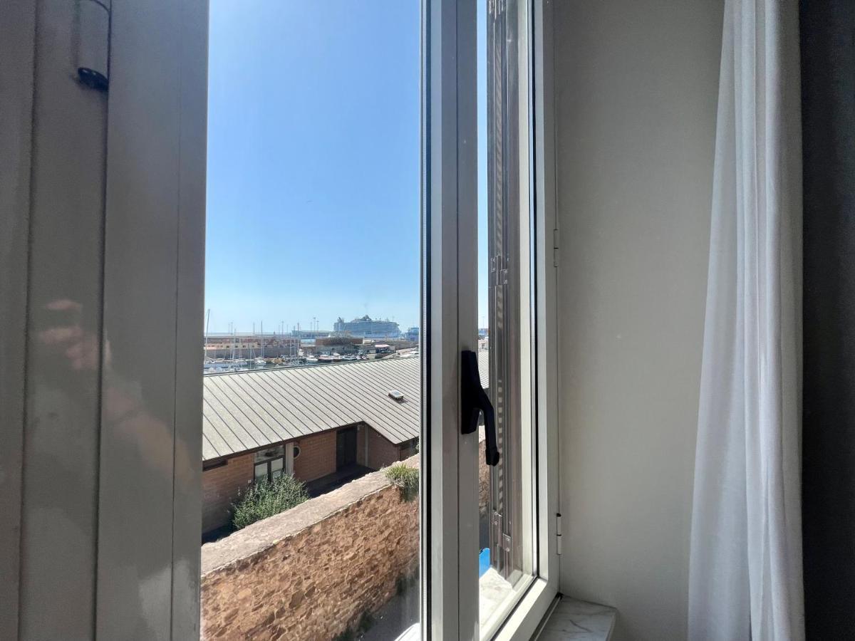 B&B Fuori Dal Porto Civitavecchia Esterno foto