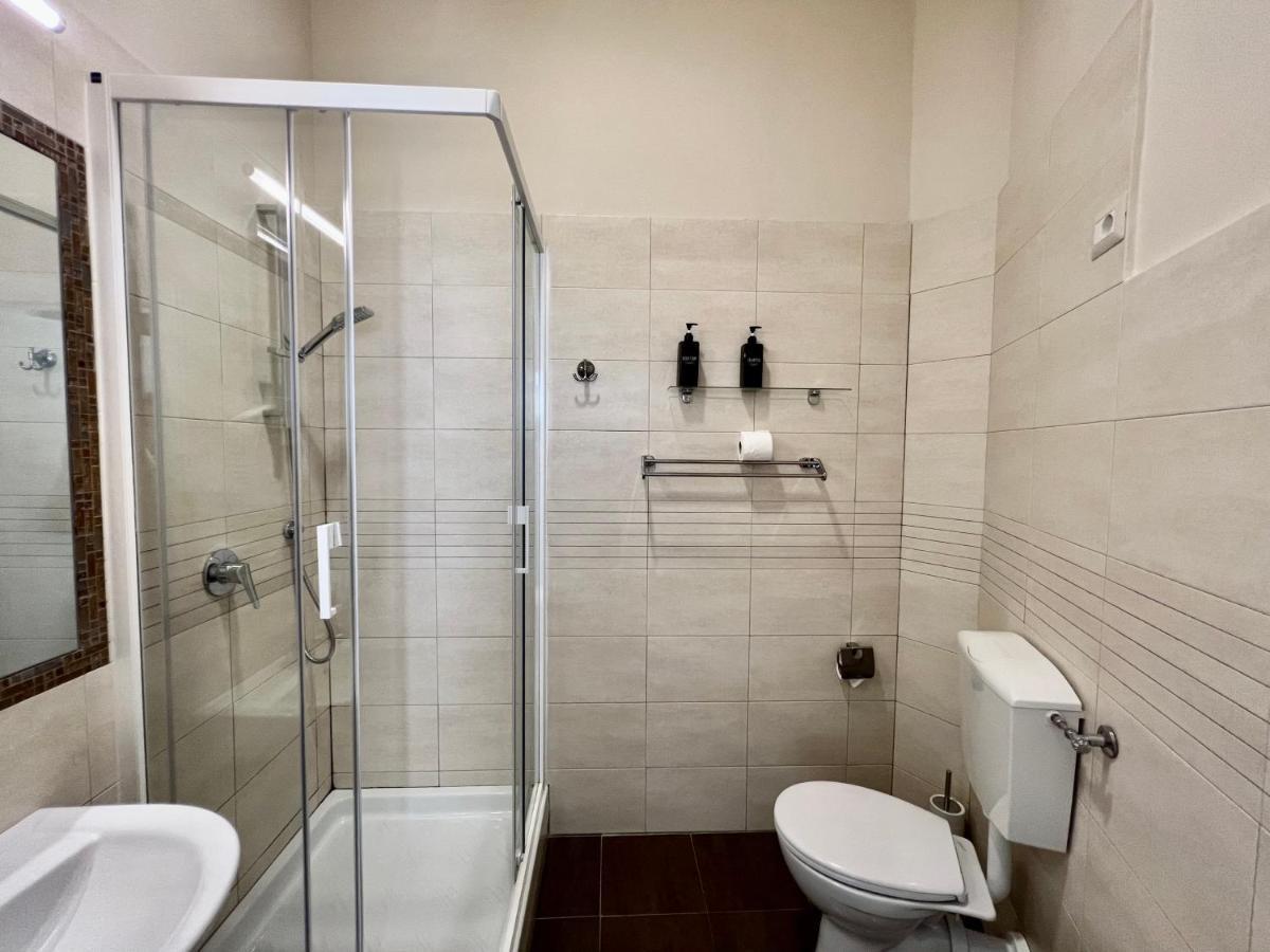 B&B Fuori Dal Porto Civitavecchia Esterno foto
